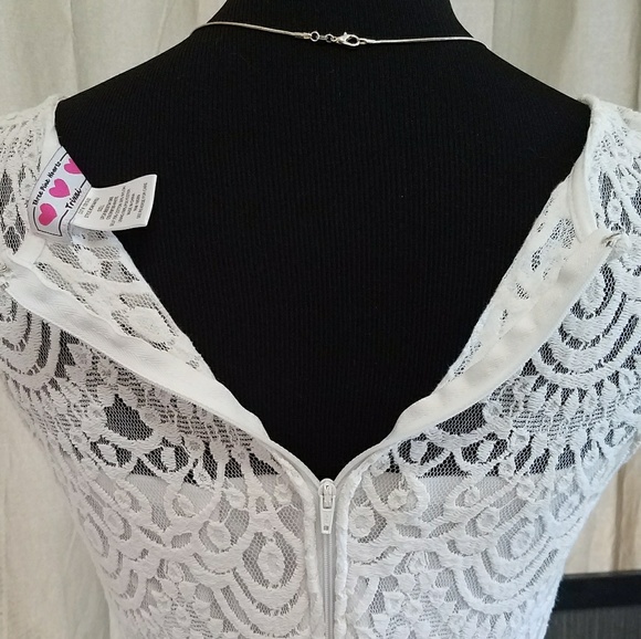 Host Pick ☆ White Crochet Lace Eyelet midi dress - Picture 4 of 4