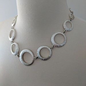 Park Lane Circle Hammered Silver Necklace