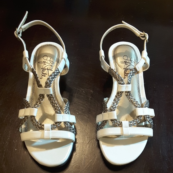 5.5M Life Stride open toe dress shoe - Picture 2 of 8