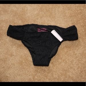 VS Black Lace The Knockout Bikini Bottoms