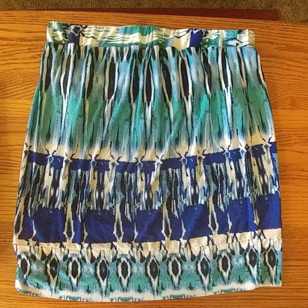 Beautiful Strapless dress shirt