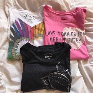💕BUNDLE 3 T-Shirts