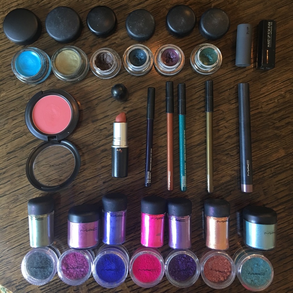 MASSIVE MAC Makeup Haul! + two samples
