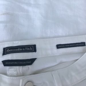 Abercrombie & Fitch Jeans - Abercrombie white skinny jean- size 26 Abercrombie & Fitch Jeans - Abercrombie white skinny jean- size 26