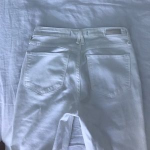 Abercrombie & Fitch Jeans - Abercrombie white skinny jean- size 26 Abercrombie & Fitch Jeans - Abercrombie white skinny jean- size 26