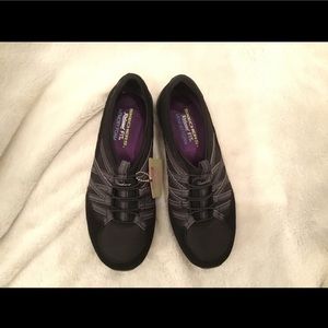 New Skechers relaxed fit Skylark Dreamchaser Shoes