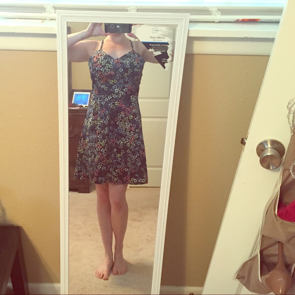 Floral banana republic summer date dress!