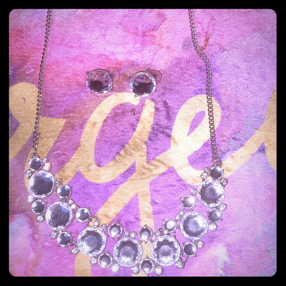 Stunning CZ Statement Necklace & Earrings Set