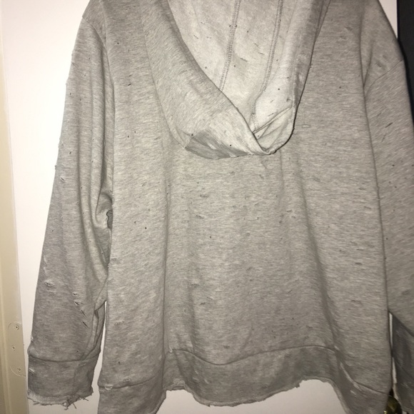 Sweater - Picture 3 of 4