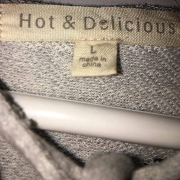 Sweater - Picture 4 of 4