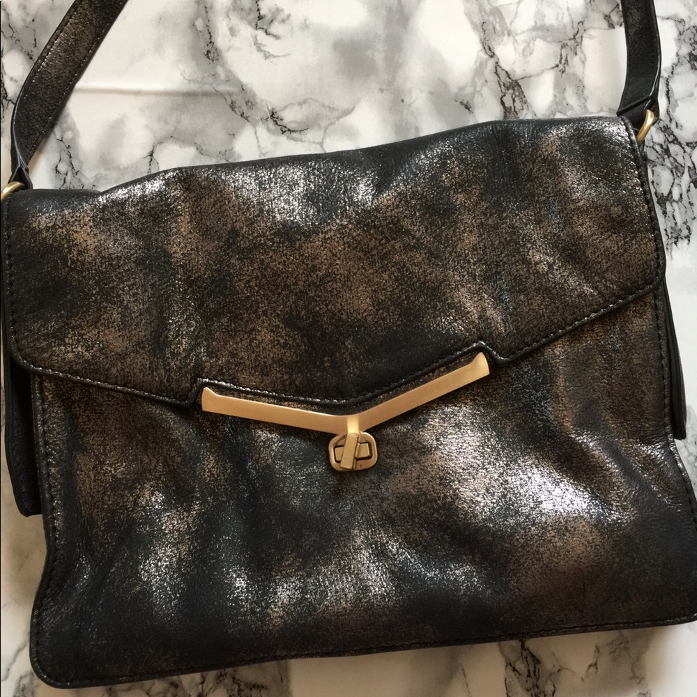 Bokier Shoulder Bag
