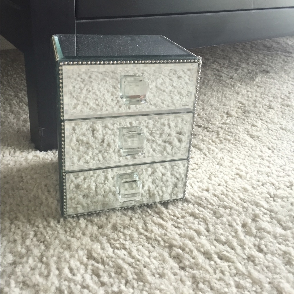 Mirror jewelry box