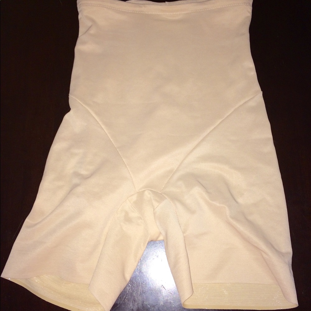 💋SALE💋Tummy and thighs shapewear