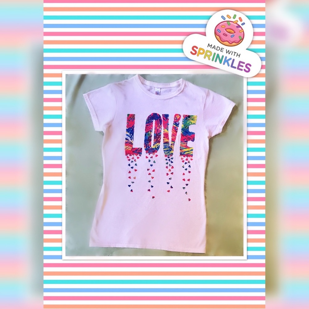 White L❤️VE T-Shirt