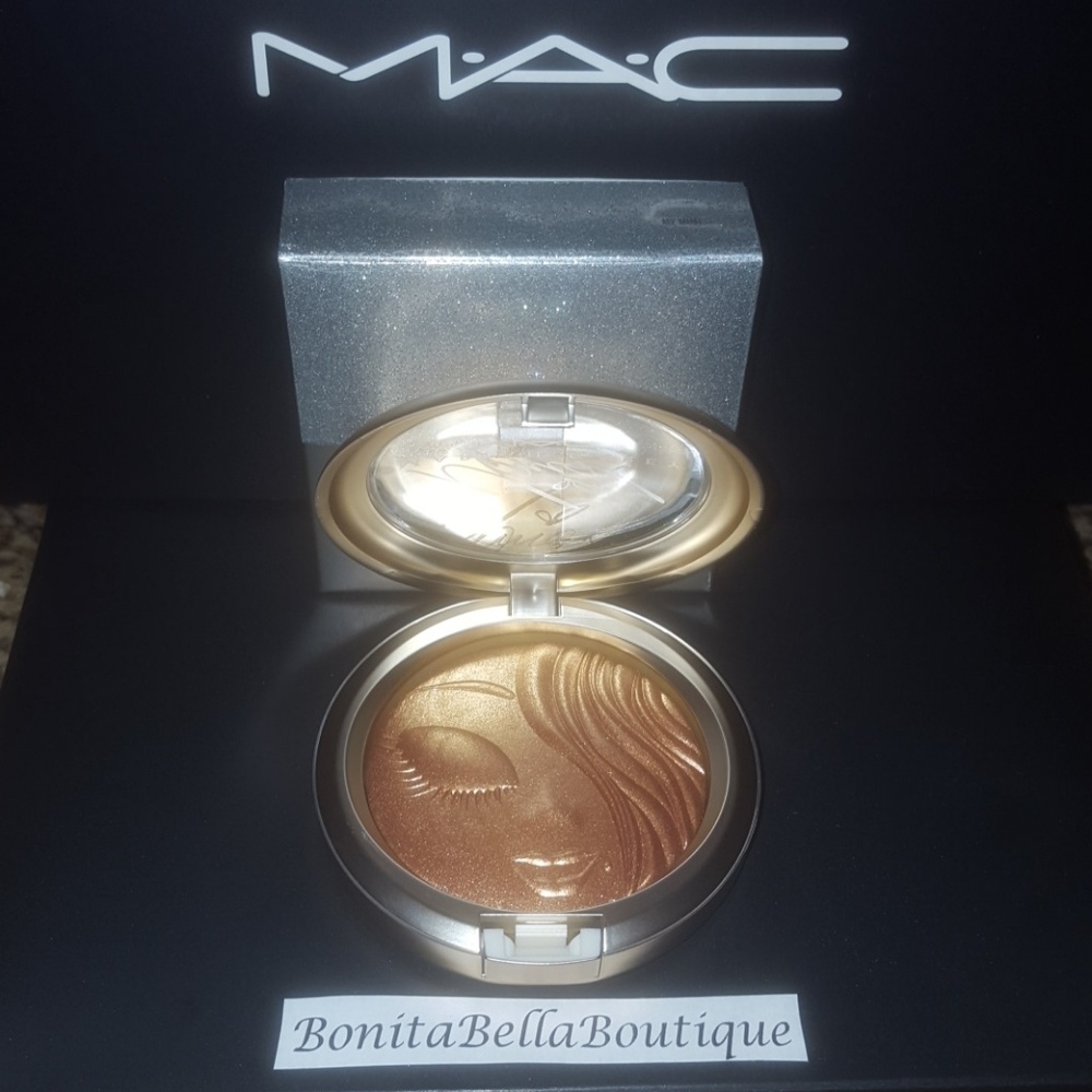 Mac extra dimension skinfinish my mimi BOXED