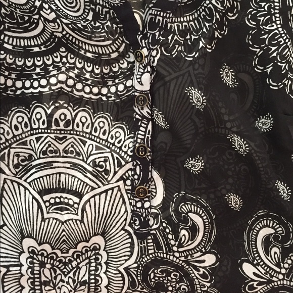 3/$20 ANA a new approach black white paisley top - Picture 6 of 7