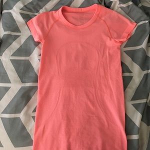 Coral Lululemon Swiftly Tech Short Sleeve Crew
