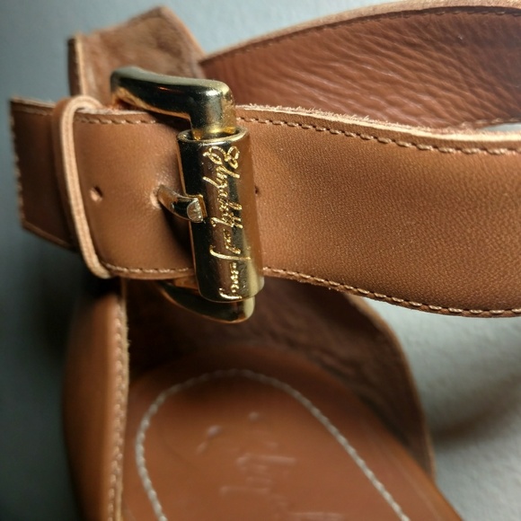 Elizabeth and James Sibil Wedge Platform Sandals - Picture 5 of 7