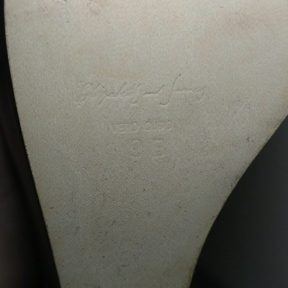 Elizabeth and James Sibil Wedge Platform Sandals - Picture 7 of 7