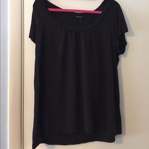Black tee!