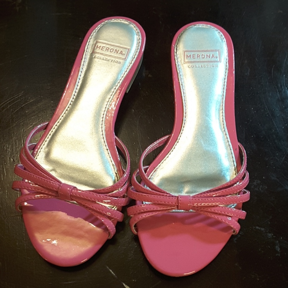 5.5 Merona Collection sandals