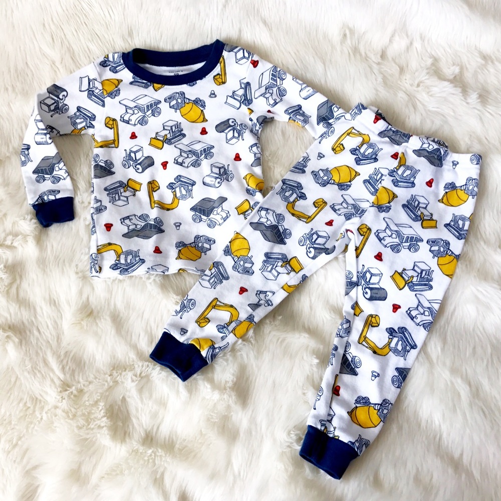 ⭐️ Snug Fit Construction Trucks Pajama
