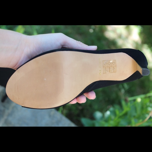 NWT Aldo Asteadia Heels in Black - Picture 8 of 8