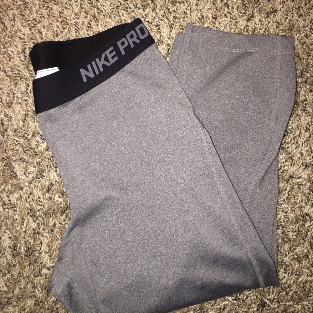 Nike CROPPED leggings