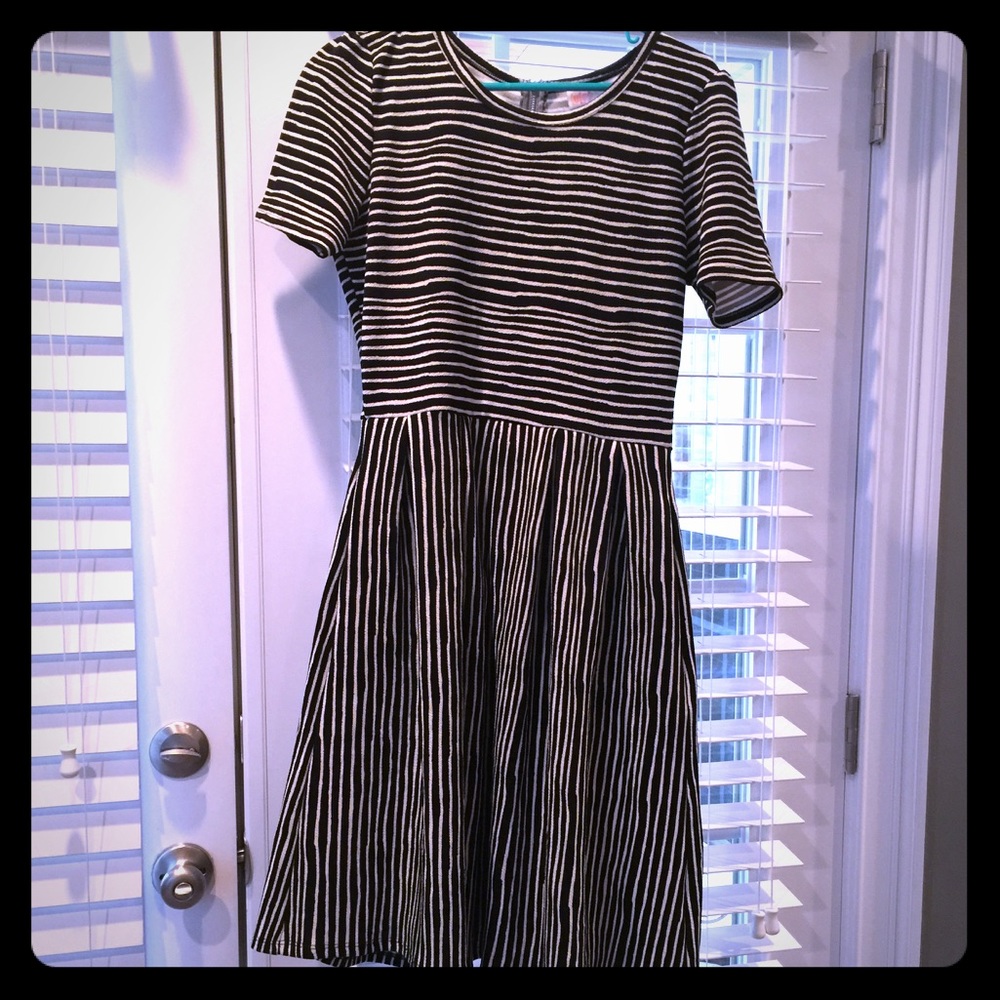BNWOT attached LuLa Amelia size M. Beautiful