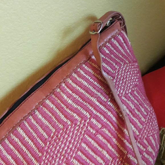 Handmade Coral Boho Jute Bag - Picture 2 of 8