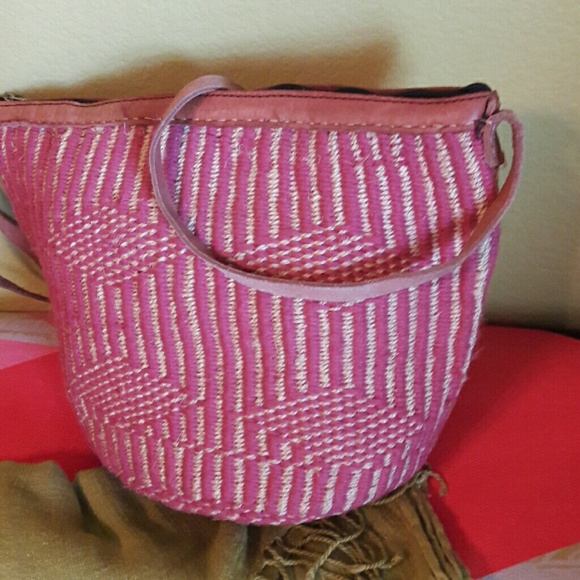 Handmade Coral Boho Jute Bag - Picture 3 of 8