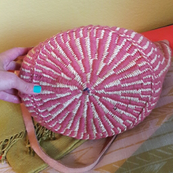 Handmade Coral Boho Jute Bag - Picture 4 of 8