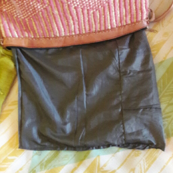 Handmade Coral Boho Jute Bag - Picture 6 of 8