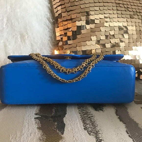 CHANEL CLASSIC FLAP 2.55 BLUE 🦋🦋 - Picture 5 of 8