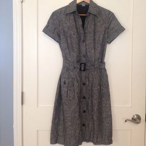 Ann Taylor - Like new- button down dress