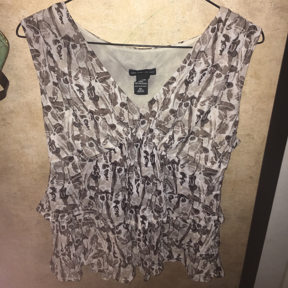 Chic ruffled blouse