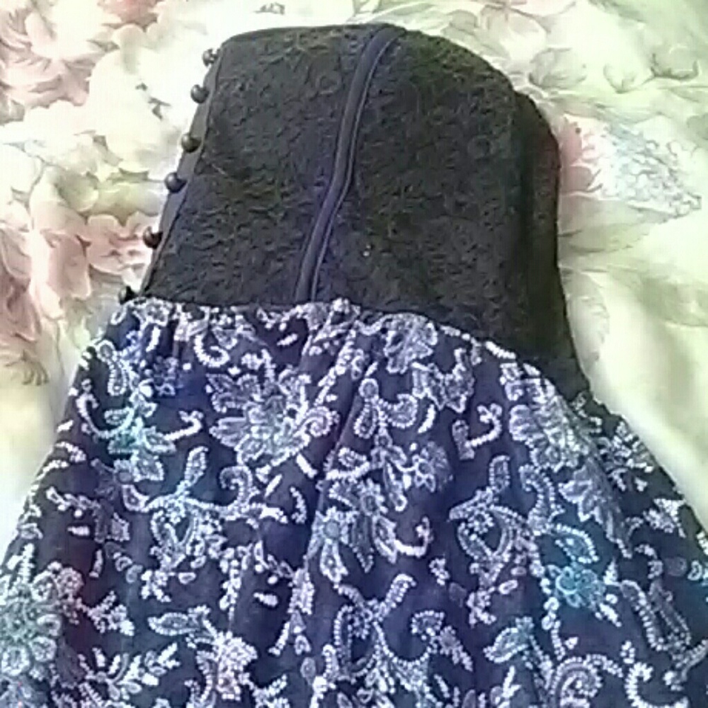 Dark Paisley printed dress