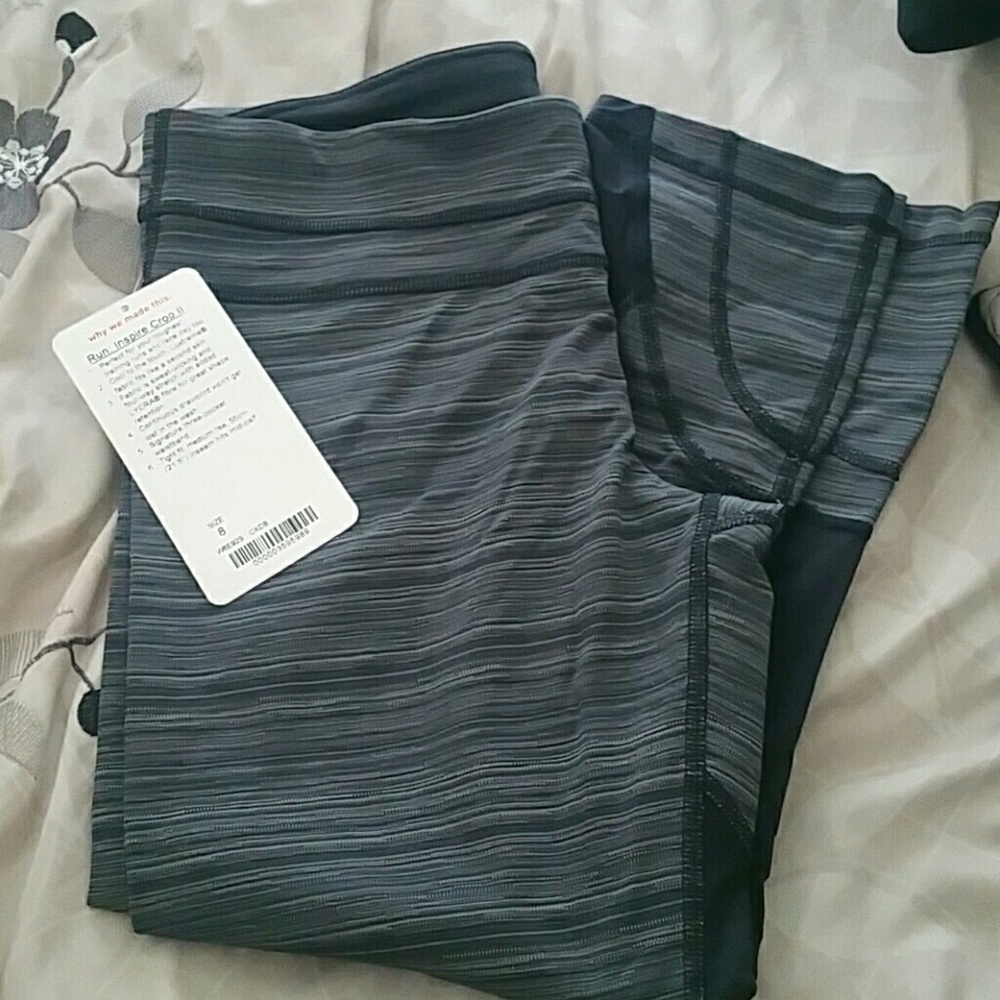 Lululemon run inspire crops