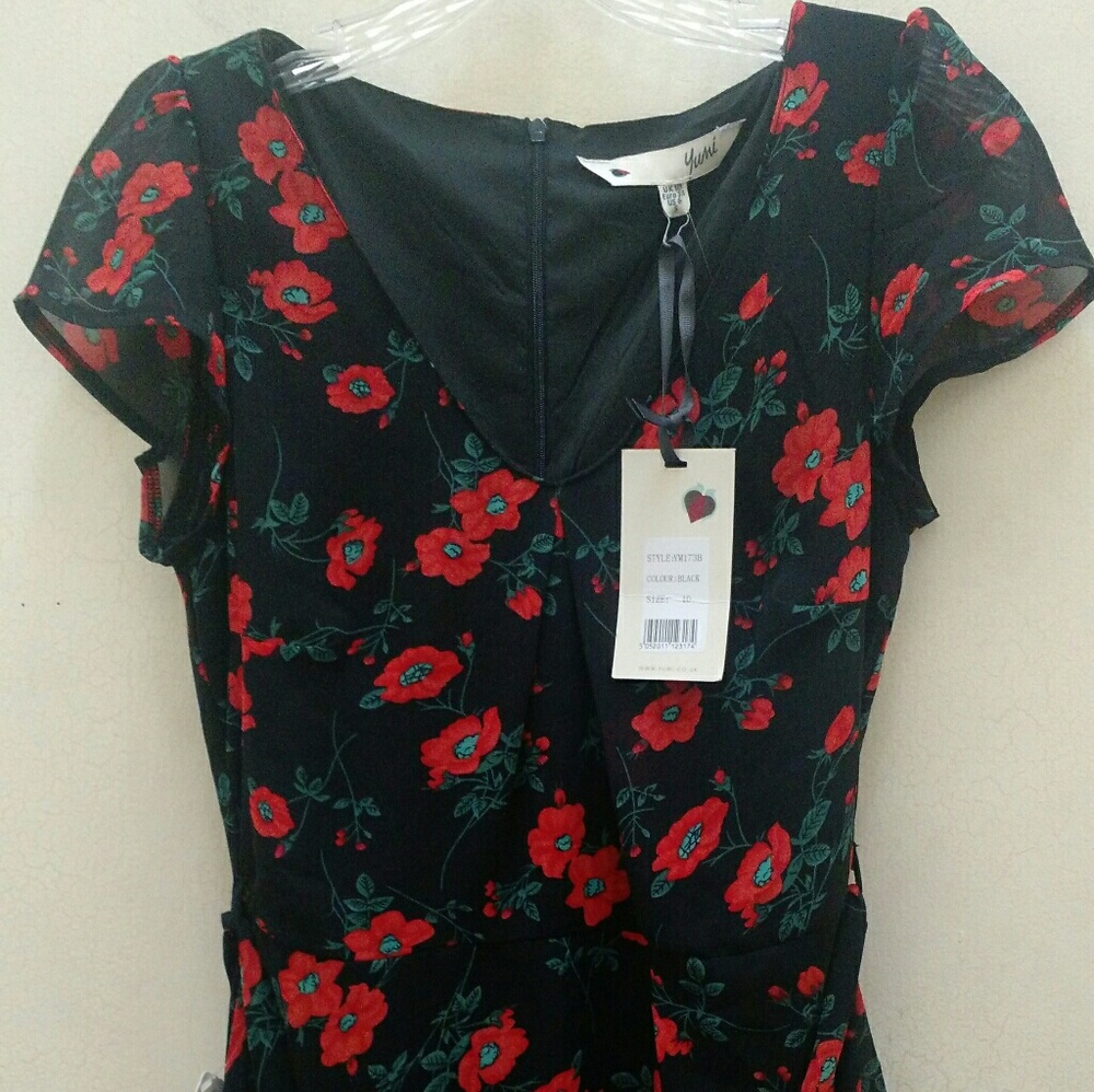 Size small YUMI dress nwt