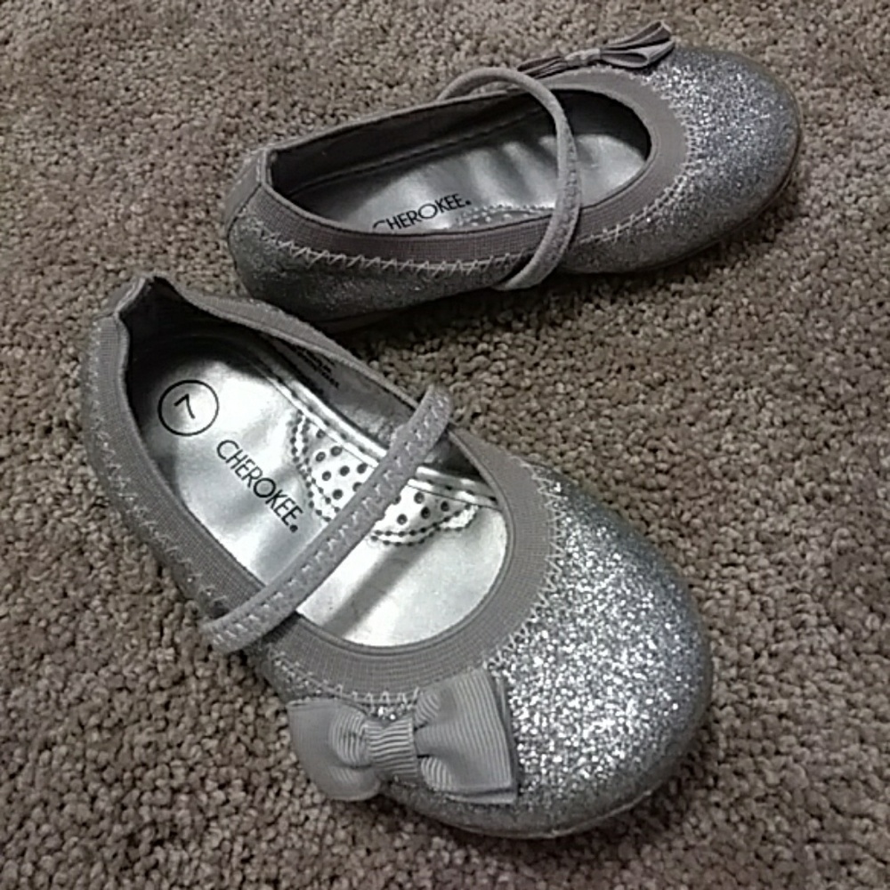 Girls silver sparkle dress shoes