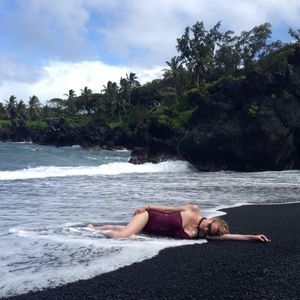 Meet your Posher, Cara