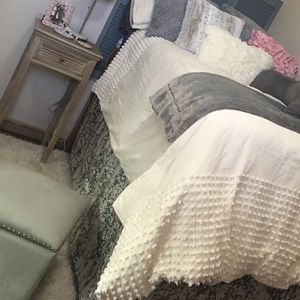 Dorm Bed Skirt (three pieces)