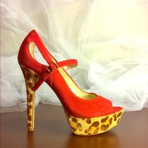 Jessica Simpson peep toe red/leopard platforms