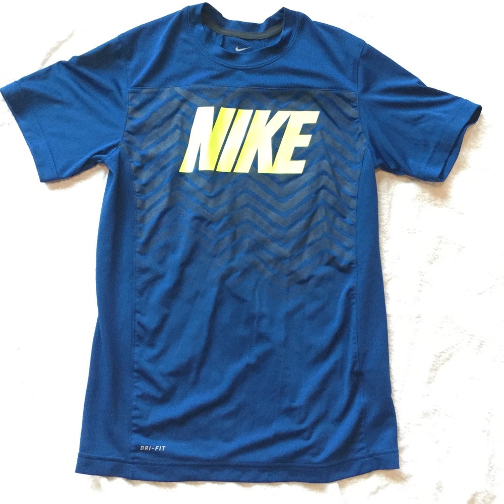 Nike Dri-Fit T-Shirt