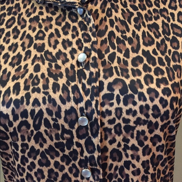 Vintage In Charge Animal Print Poly Short Sleeve - Picture 4 of 5