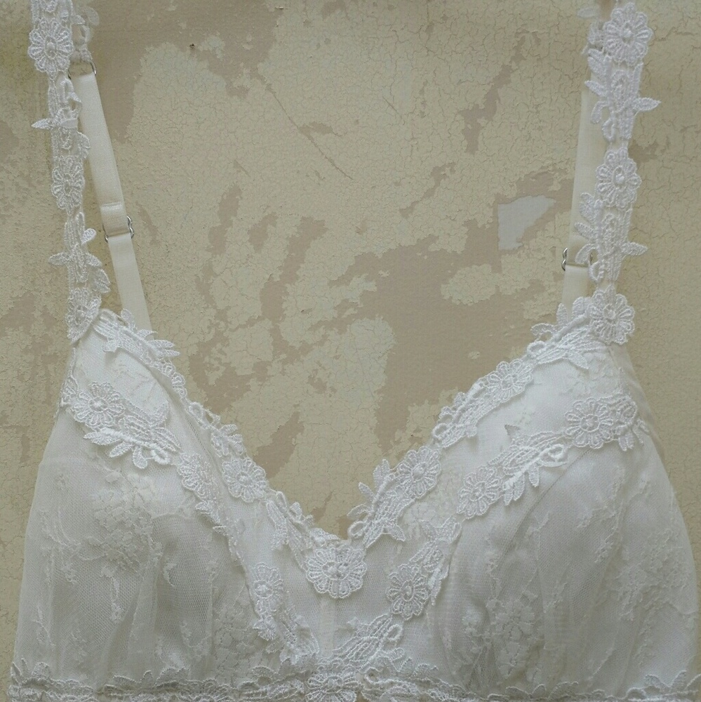 Goddess (lace) soft cup, long sheer white gown.