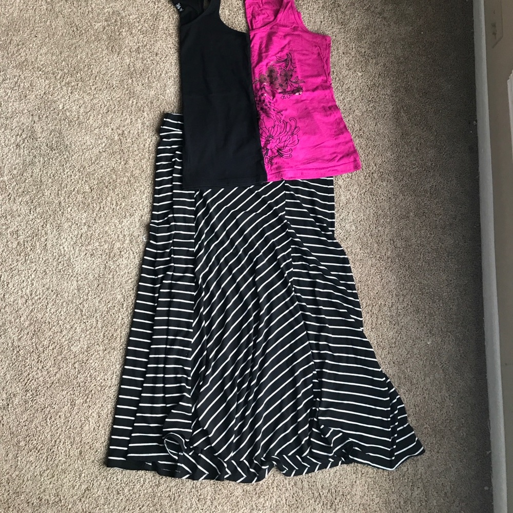 Black and white maxi skirt