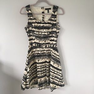 Jessica Simpson open back sun dress