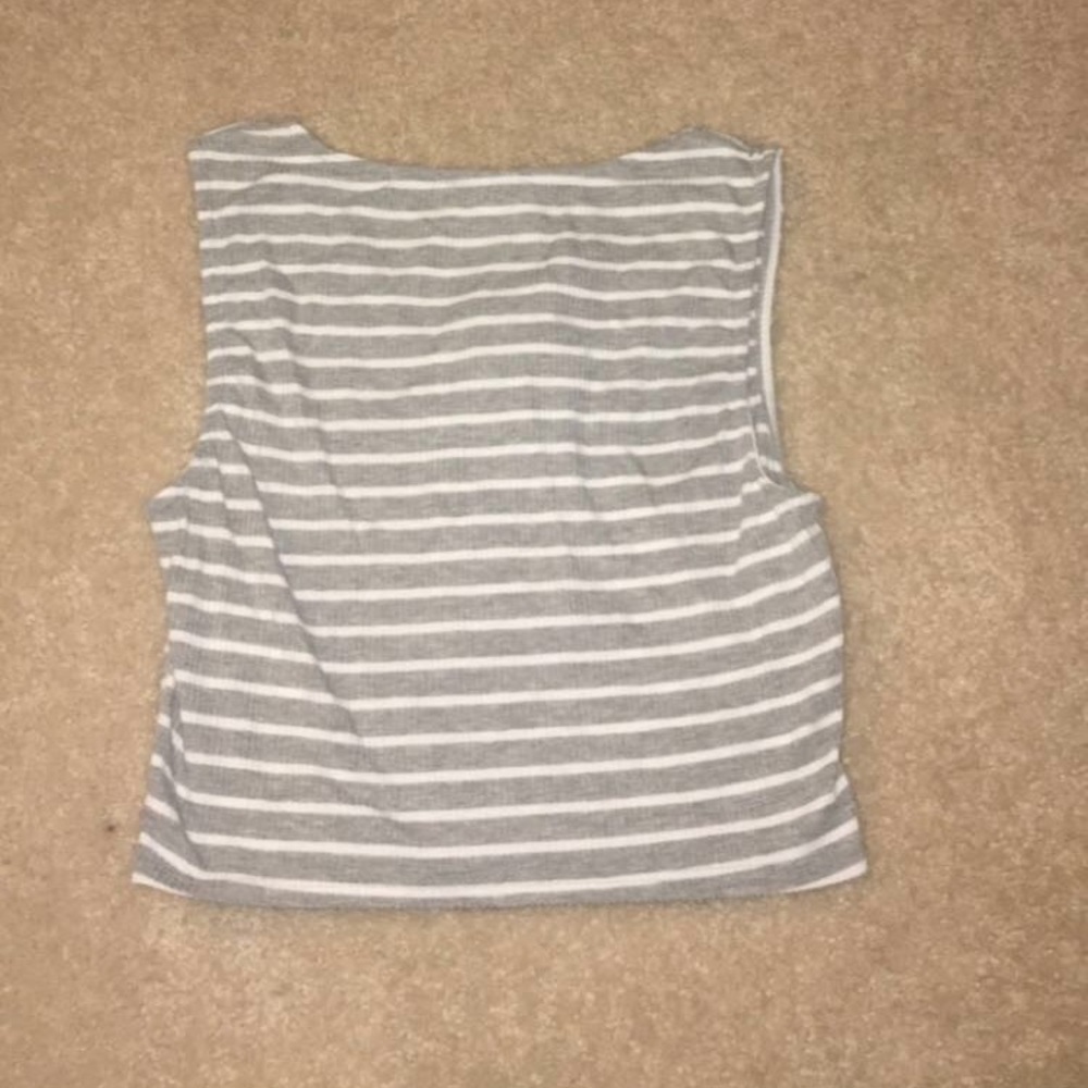 striped crop top large