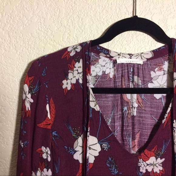 LUSH | Burgundy Floral Tunic - Picture 2 of 5